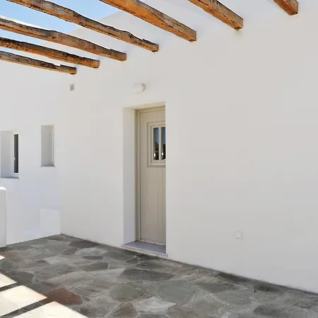 Milis * Adamantas (Milos)