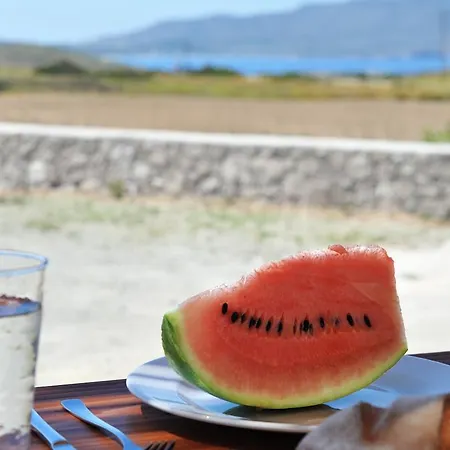 Milis * Adamantas (Milos)