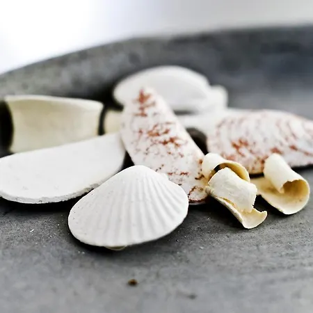 Milis * Adamantas (Milos)