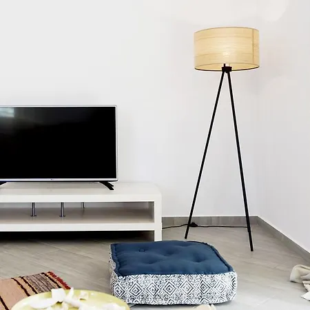 Milis * Adamantas (Milos)