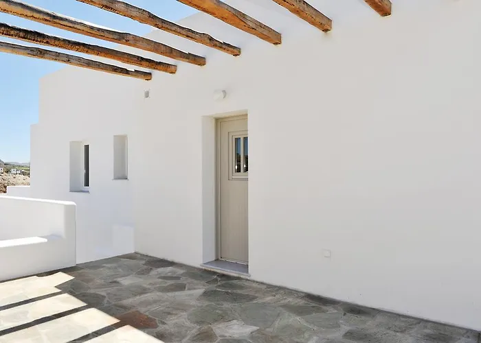 Milis Houses * Adamantas (Milos)