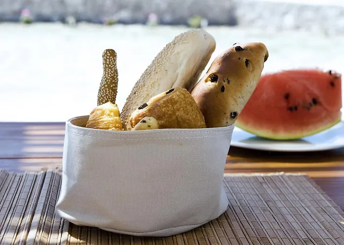 Milis Apartamento Adamantas (Milos)