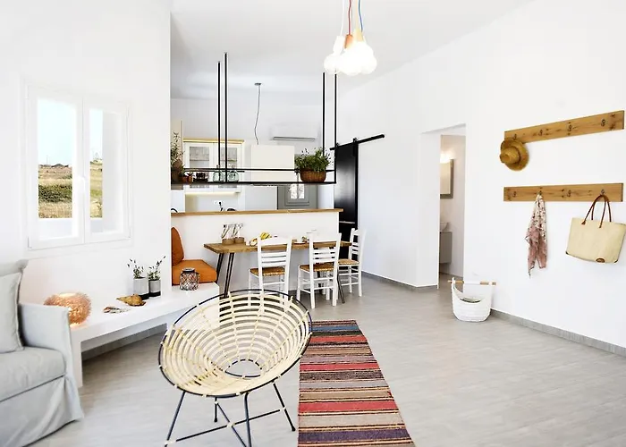 Milis Houses Adamantas (Milos)