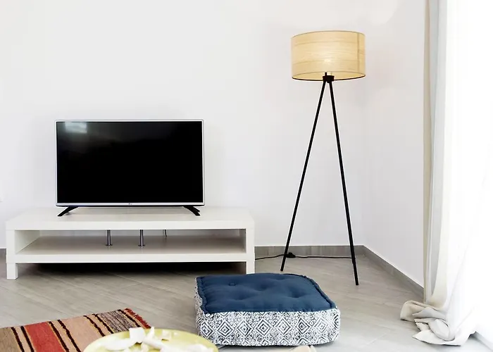 Milis Houses * Adamantas (Milos)